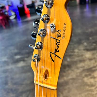 Fender American Deluxe Nashville Telecaster 1998 - Red image 3