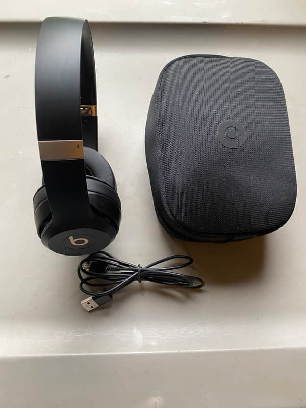 Beats by Dre Solo 4 Wireless Headphones image 1