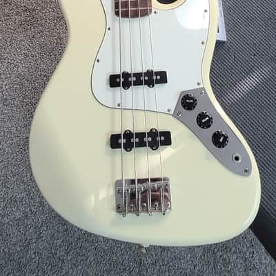 1989 Vintage Squier Jazz Bass E Neck!  Fantastic cond, Excellent Bass 1989 - Pearl White image 15