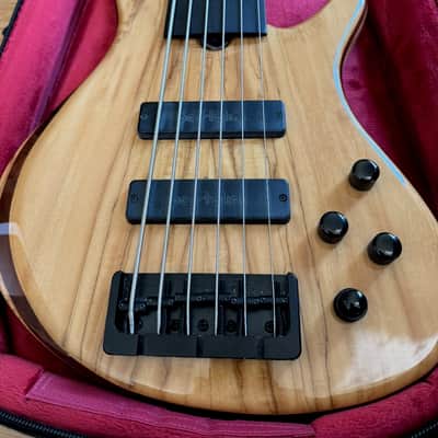 Roscoe Century Standard Plus 2021 - Natural image 2