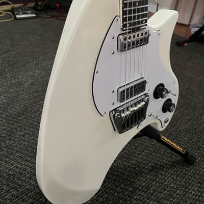 Ovation Breadwinner 1973 - White image 2