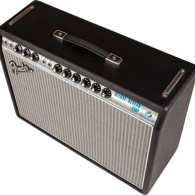 Fender 68 Custom Deluxe Reverb, 22 Watts all Tube Two Channel Guitar Combo Amplifier, W/ Reverb & Vibrato image 4