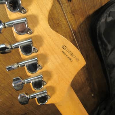 Fender Squier Stratocaster Standard Series Lefty - Black With Gig Bag image 7