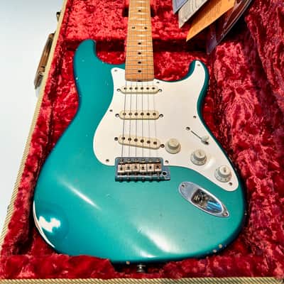 1999 Fender Cunetto Relic Stratocaster — Sherwood Green (Ultra Rare), John Cruz, Collector Condition, Full Set image 3