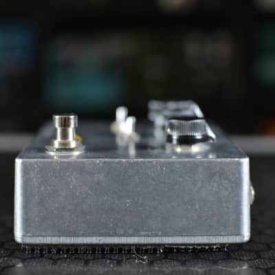 Fairfield Circuitry Hors d'Oeuvre? Active Feedback Loop 2020 - 2021 - Silver image 5