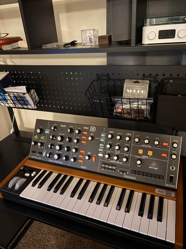 Behringer Poly D 4-Voice Polyphonic Synthesizer | Reverb