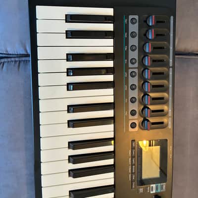 Nektar Panorama T4 49-Key USB MIDI / DAW Controller Keyboard 2018 - 2021 - Black image 3
