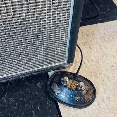 Fender Twin Reverb "Drip Edge" 2-Channel 100-Watt 2x12" Guitar Combo 1968 - 1969 Silverface image 9