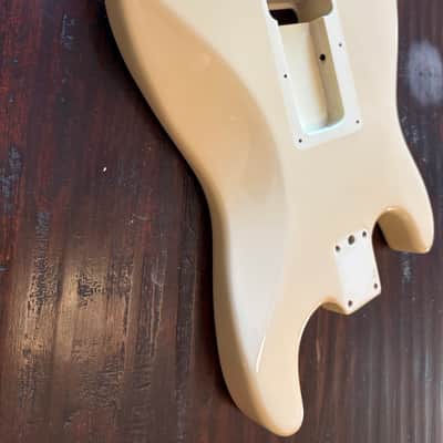Fender American Standard Strat Plus Jeff Beck Stratocaster Body 1989 - antique white image 9