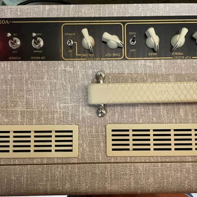 Vox AC30HW2 Hand-Wired 2-Channel 30-Watt 2x12" Guitar Combo 2010 - 2019 - Fawn image 2