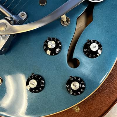 Gibson ES-335 Electric Guitar w Bigsby Pelham Blue w case image 5