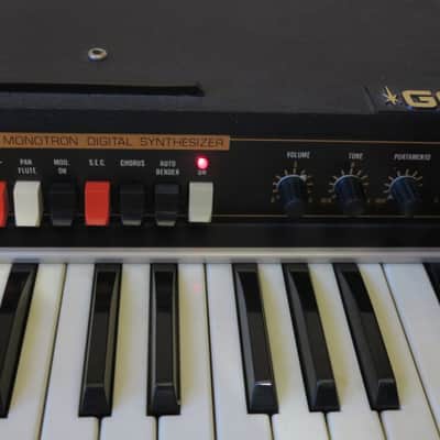 EXTRA RARE! 70`s GEM PK 4900 Vintage Analogue Poly Synthesizer image 5