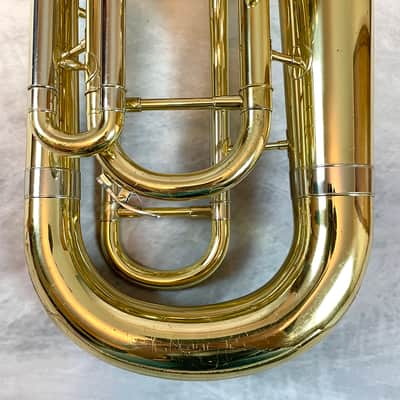 Unbranded 4 Valve Euphonium (Yamaha YEP-321 Copy) W/ Case Plays Great + See demo image 4