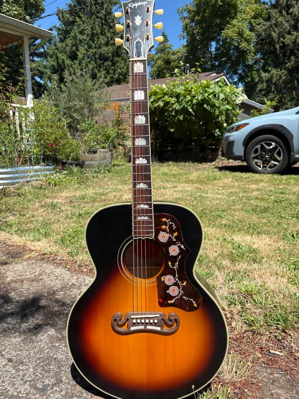 Epiphone "Inspired by Gibson Custom" '57 SJ-200 with Laurel Fretboard