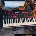 Dave Smith Instruments Pro 2 44-Key Monophonic / Paraphonic Synthesizer 2014 - 2018 - Black with Wood Sides