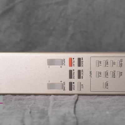 Accuphase E-270 Integrated Stereo Amplifier in Excellent Condition w/ Remote image 2