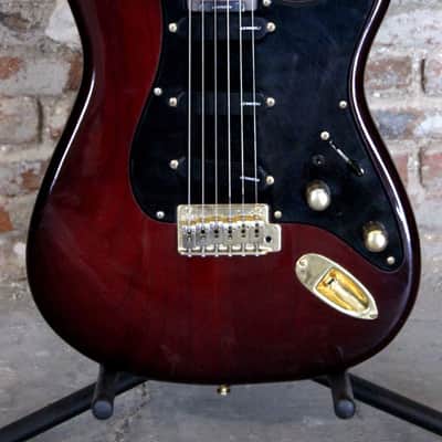 Blade Levinson R2 1990s image 2