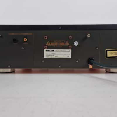Teac VRDS-T1  CD Transport - Cd Player - Realy nice - Digital outputs only image 10
