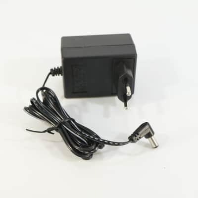 Electro-Harmonix White Finger XO Compressor (with 40V EU Plug Adapter) image 9