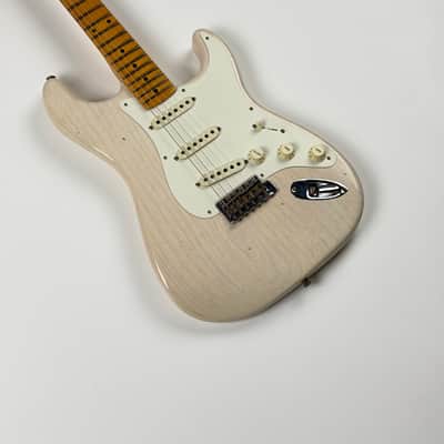 Fender CUSTOM SHOP STRATOCASTER 56 LTD JRN AWBL image 12