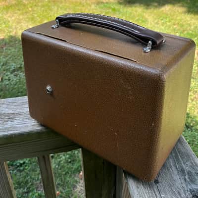 Rotary Connection Portable mini guitar cab with 8” vintage CTS speaker. Built from 50’s Westinghouse tube radio. 2025 - Tan/brown image 12