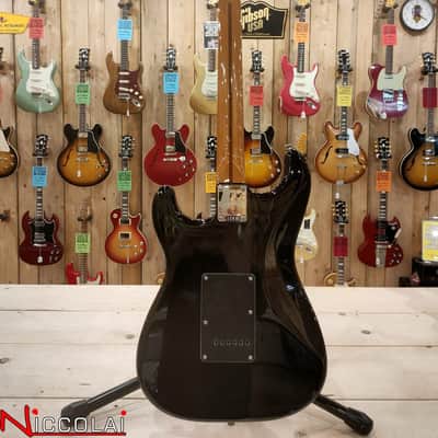 Squier Classic Vibe 70S STRATOCASTER HSS Maple Fingerboard, Black image 2