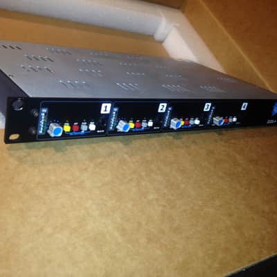 API 3124+ 4-Channel Mic Preamp – Original Box image 3