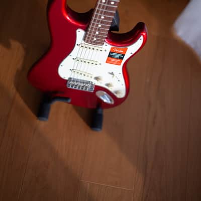 Fender American Professional Stratocaster with Rosewood Fretboard 2017 - 2019 - Candy Apple Red Bild 4