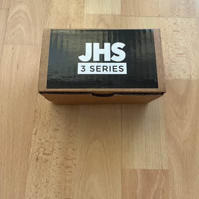 JHS 3 Series Delay 2020 - Present - White image 4