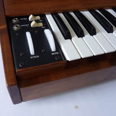 Moog Minimoog Model D 1975 - Serviced - Superb image 4