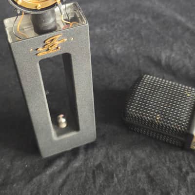 Immagine Two JZ BH-1 Black Hole Multi-Pattern Large-Diaphragm Condenser - 4