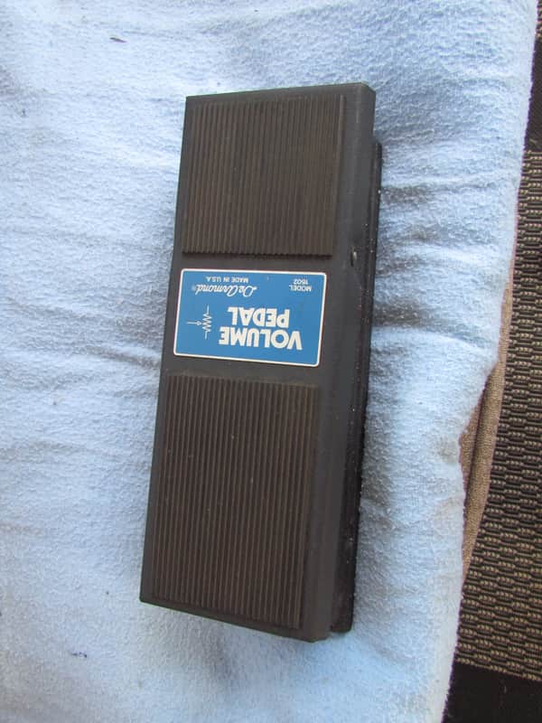 Vintage DeArmond Model 1602 Volume Pedal Works Perfectly Stays In Place NO SCRATCHEY POT DeArmond Volume Pedal image 1