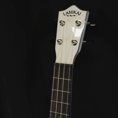 Lanikai Julia Michaels White Pearl Tenor Signature Acousic Electric Ukulele w/i ag image 6