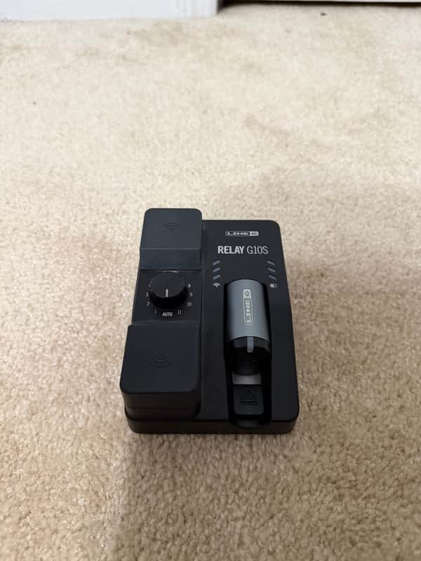 Line 6 Relay G10S Stompbox Wireless System w/ Updated G10TII Transmitter image 1