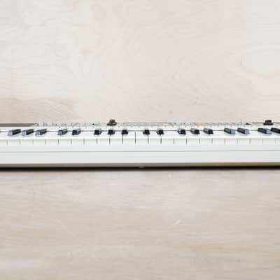 Casio MT-70 49-Key Synthesizer 1982 White / Black w/ Power Supply, Case image 3