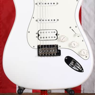 Fender Juanes Signature Stratocaster - Luna White image 2
