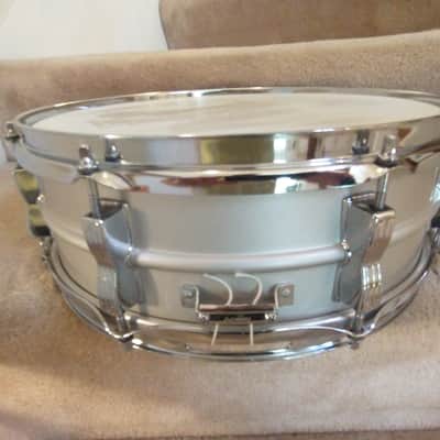 Ludwig Vintage Acrolite aluminum snare drum pointed corner badge mid-70s very clean! image 12