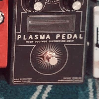 Gamechanger Audio Plasma Pedal High Voltage Distortion Unit 2010s - Black image 2