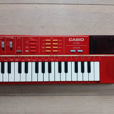 Casio PT-82 32-Key Mini Synthesizer 1980s - Red image 3