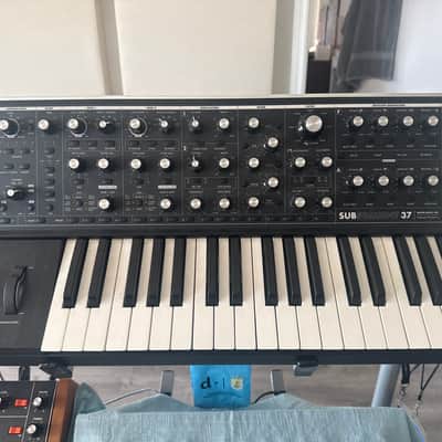 Moog Subsequent 37 Analog Synth 2017 - Present - Black