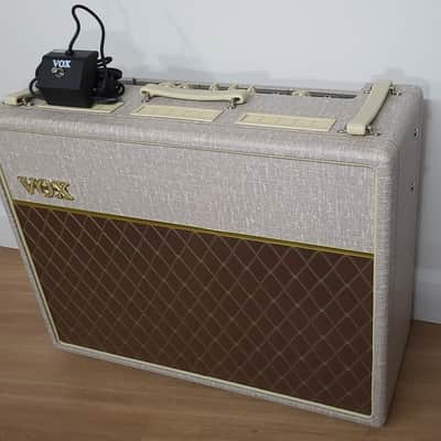 VOX Blue Alnico AC30 Hand Wired 2x12" Fawn - AC30HW2X image 3