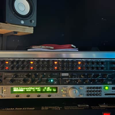 Samson SM10 Rack-Mounted 10-Channel Line Mixer 2010s - Black image 1