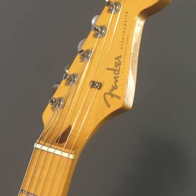 Vintage Fender Stratocaster 1993 Sunburst Solid Body Custom Strat Relic ST57/62 Mod Guitar HSC 7 Lb image 8