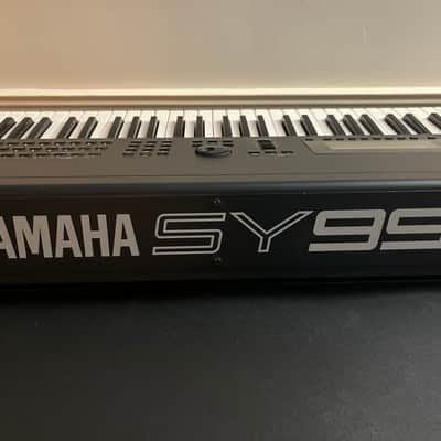 Yamaha SY99 Synthesizer 1991 - Black image 14