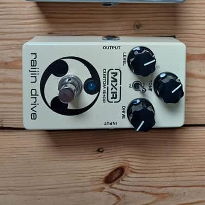 MXR CSP037 Raijin Drive 2019 - Present - White image 1