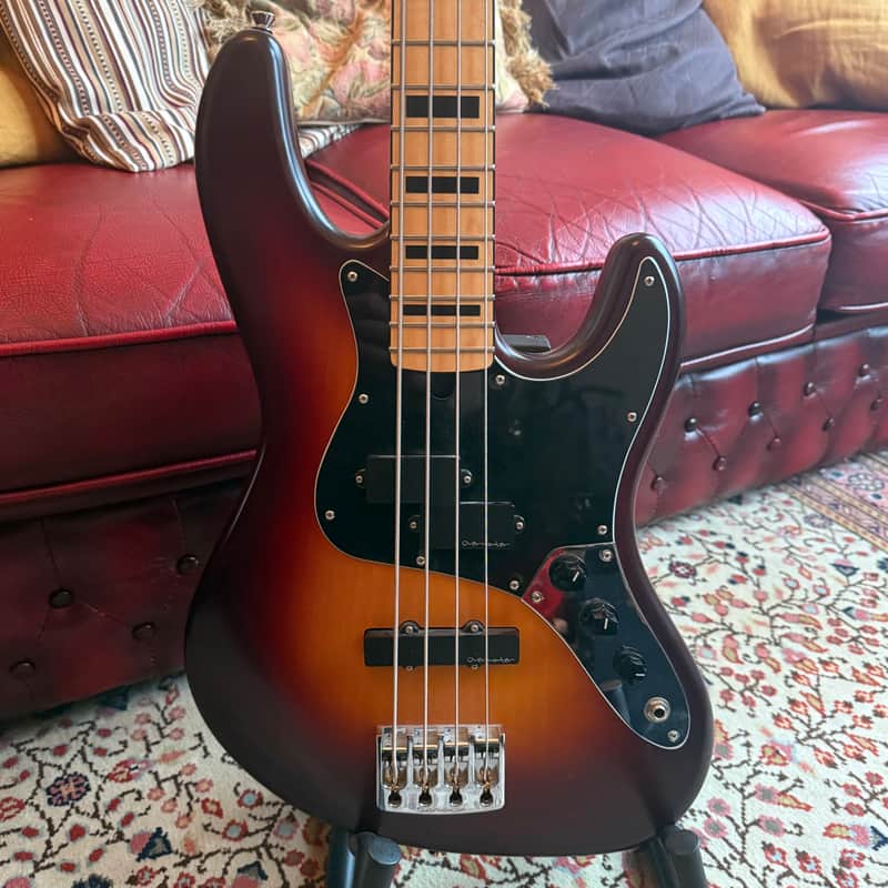 Overwater J Series Bass 2012 - Sunburst