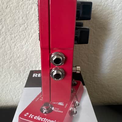 TC Electronic Hall of Fame Reverb 2011 - 2017 - Red image 2