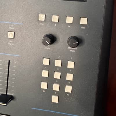 The Original Legendary E-MU Systems SP-1200 8-Voice Drum Sampler 1987 - 1996 - Black image 8
