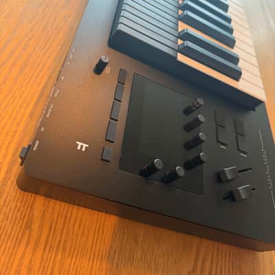 Expressive E Osmose 49-Key 24-Voice Polyphonic Synthesizer 2022 - Present - Black image 8