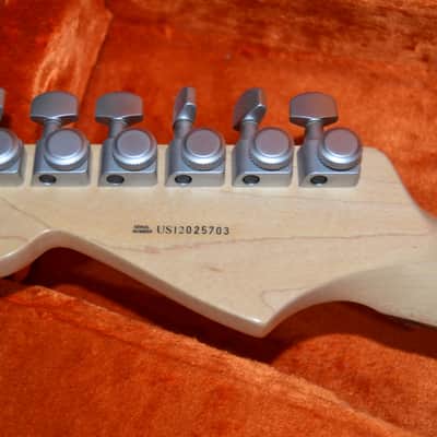 Fender Jeff Beck Artist Series Stratocaster with Hot Noiseless Pickups 2001 - Present - Olympic White image 8